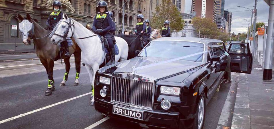 Rolls Royce Limousines Melbourne - Rolls Royce Limo Hire Melbourne with police (1)