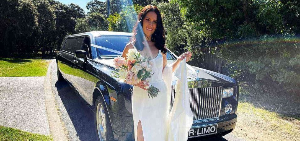 Rolls Royce Limousines Melbourne - wedding limo hire rolls royce white (1)